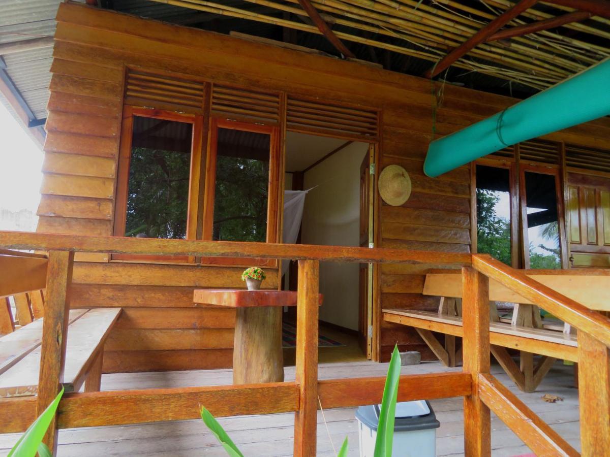Berakit Bay Resort Exterior foto