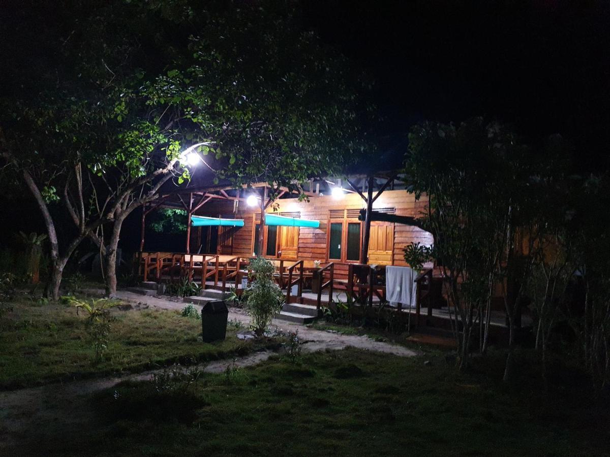 Berakit Bay Resort Exterior foto